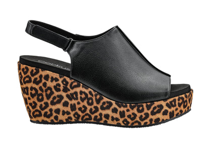 Corkys Footwear Women's Weekend Plans 3.25" Wedges